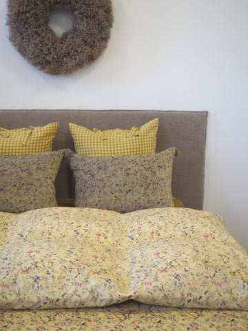 Quilt: Lemony Yellow
